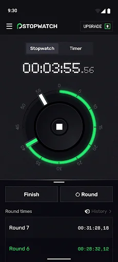 Active stopwatch timer at 3:55.56 with green circular progress ring and round time tracking controls visible